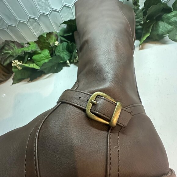 Brown Knee-High Boots With Buckle & Side Zipper - Picture 5 of 12